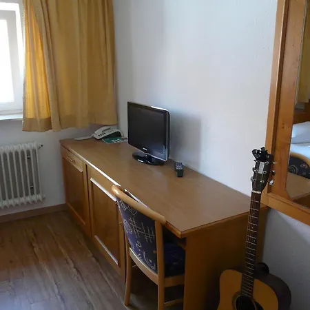 Hotel-restaurant Waldhorn Вайнгартен